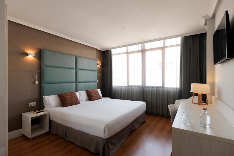 Junior Suite image 2