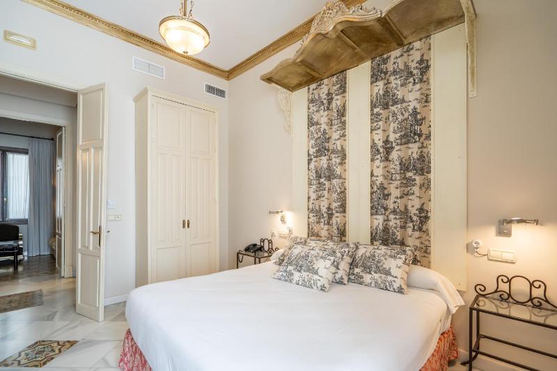 Junior Suite image 1