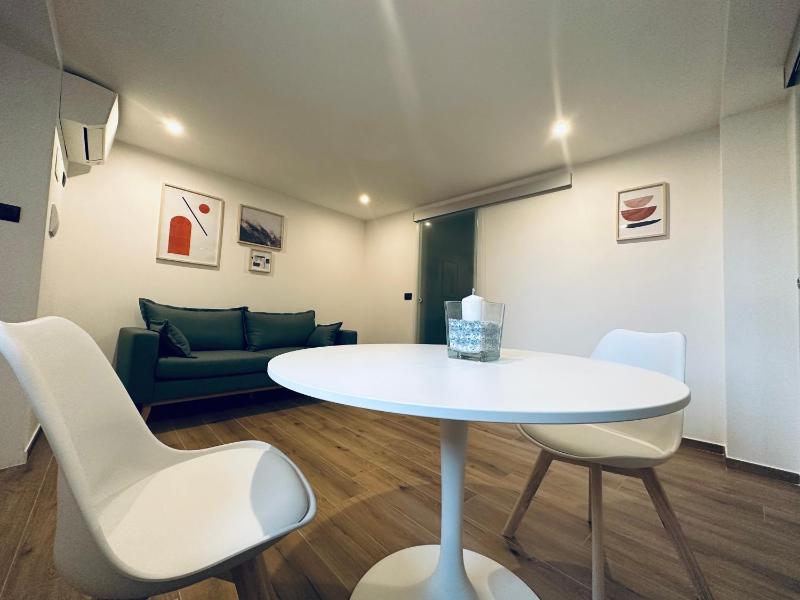 Suite with Spa Bath image 4