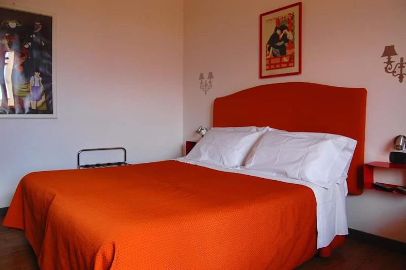 Classic Quadruple Room image 2