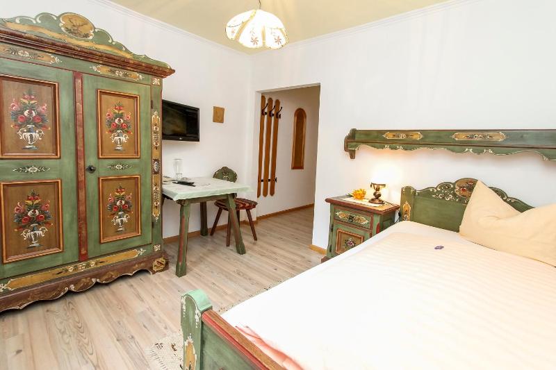 Single Room with Balcony image 4