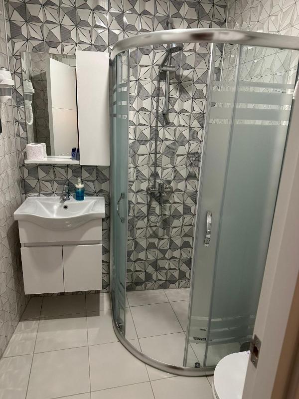 Single Room with Sea View image 3