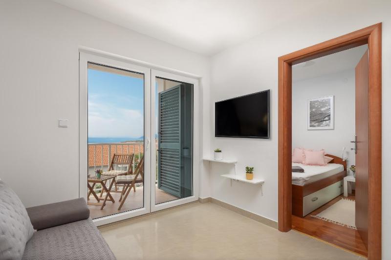 Maki Apartments - image 30
