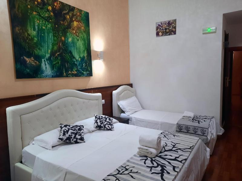 Quadruple Room with Private Bathroom image 4