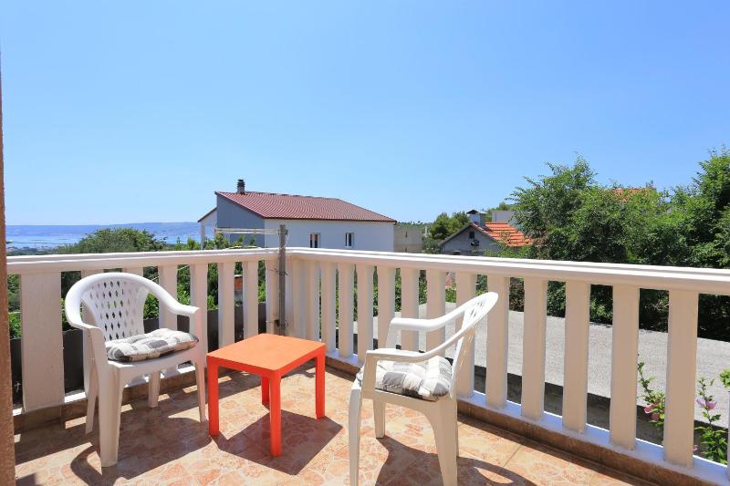 Holiday house with a parking space Kastel Stafilic Kastela - 21506 - image 2
