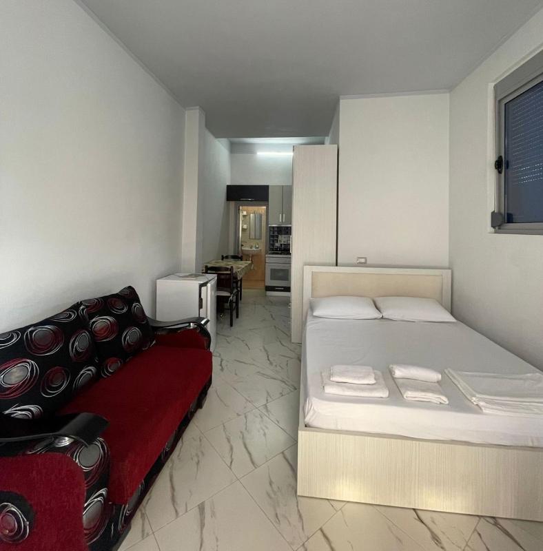 One-Bedroom House image 4
