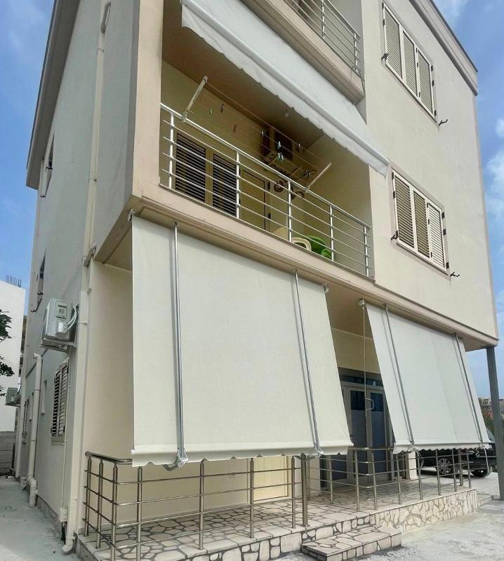 One-Bedroom House image 1