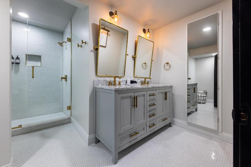 Superior Queen Room image 2
