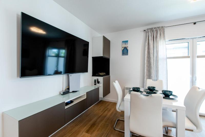 Apartament Modern by Major Domus Club - image 14