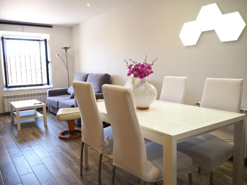 One Bedroom Apartment image 1