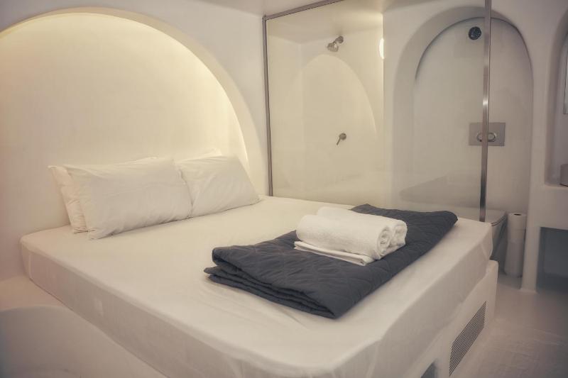 Standard Double Room image 1