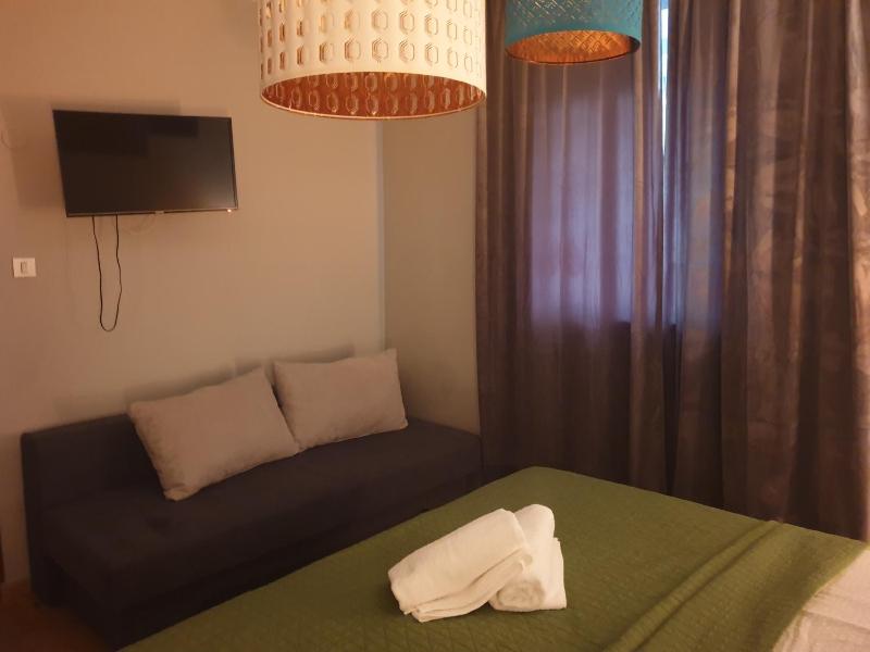 Comfort Triple Room image 3