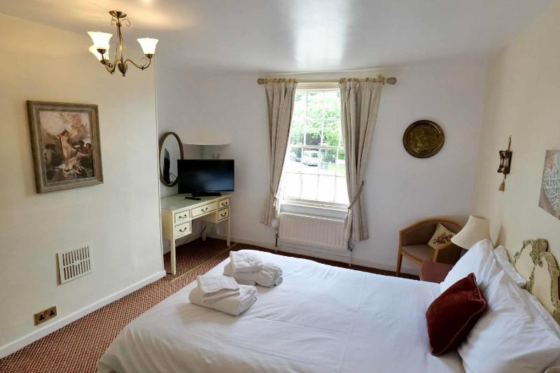 Double Room image 2