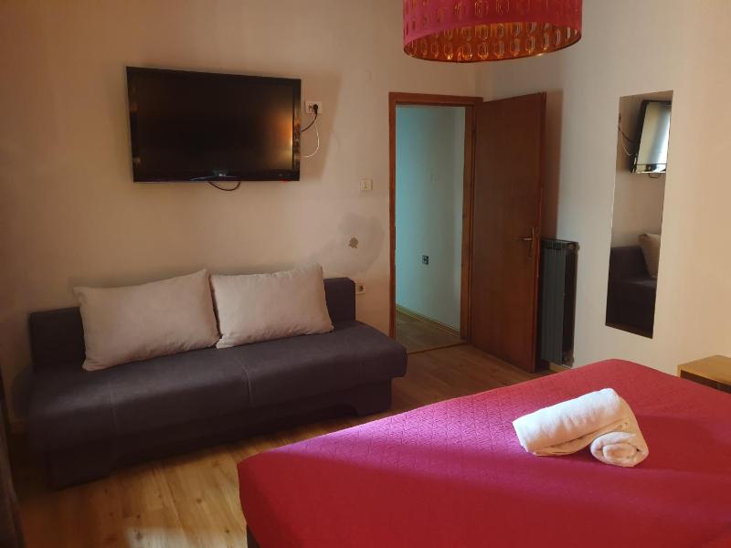 Comfort Triple Room image 3