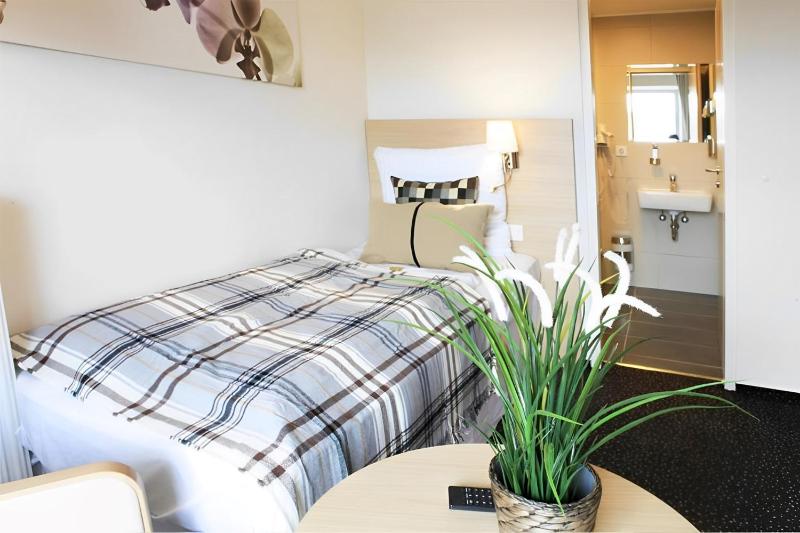 Single Room with Balcony image 1