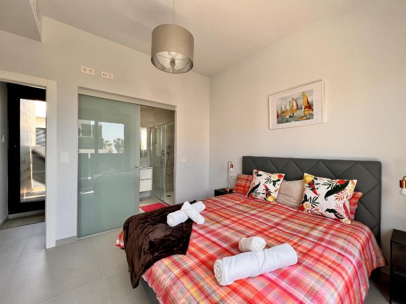 Cape villa in Cabo de Roig by Perfectly Rentals - image 33