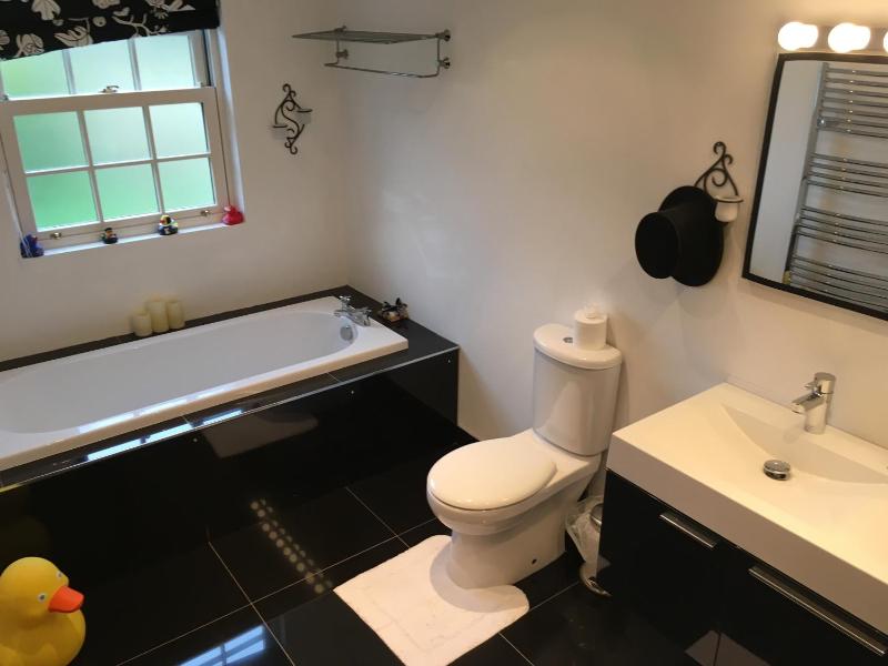 Small Double Room with External Private Bathroom image 4