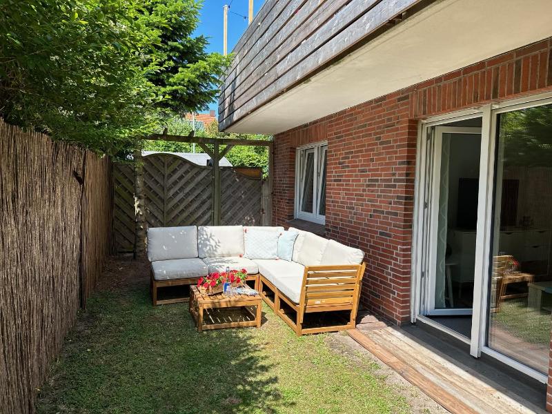 Apartment with Terrace image 4