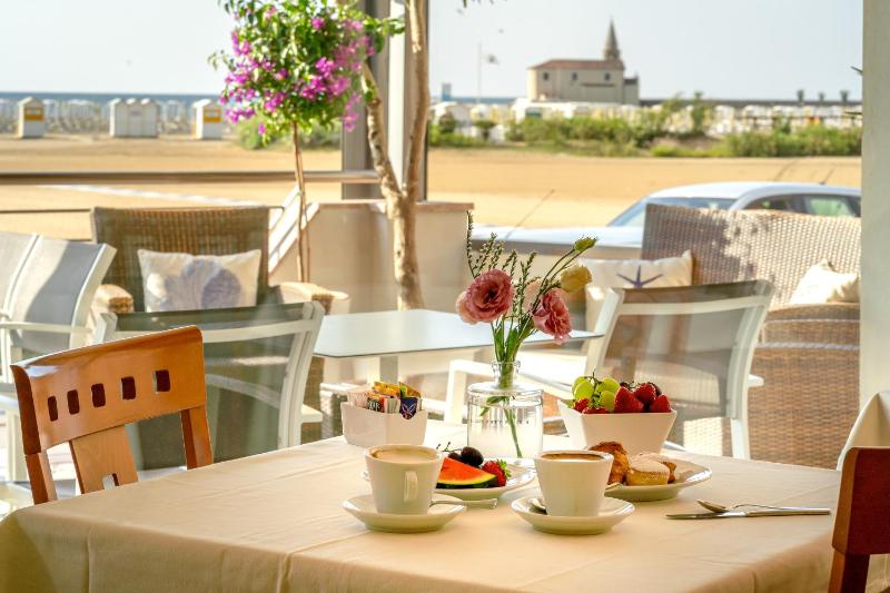 Hotel Delfino - image 38