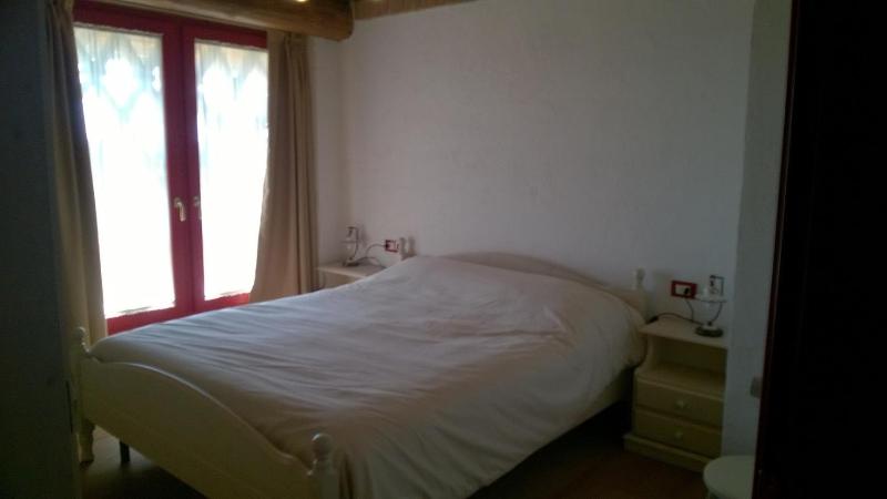 One-Bedroom Apartment image 1