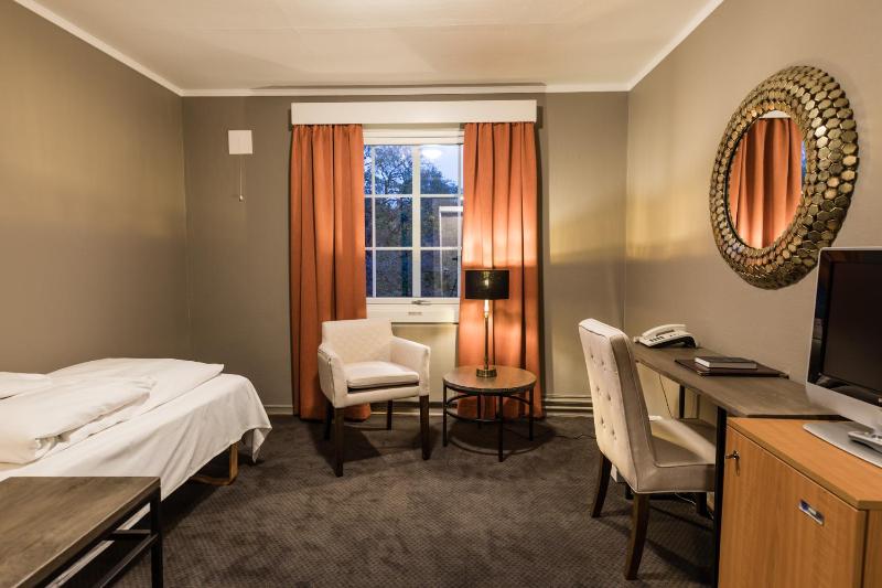Single Room image 1