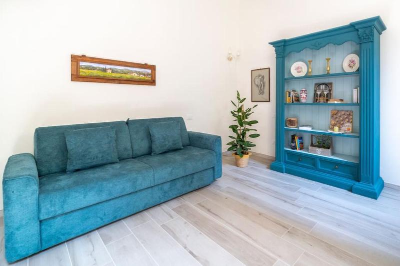 Casa Lorenzo with a quiet tiny patio - image 14