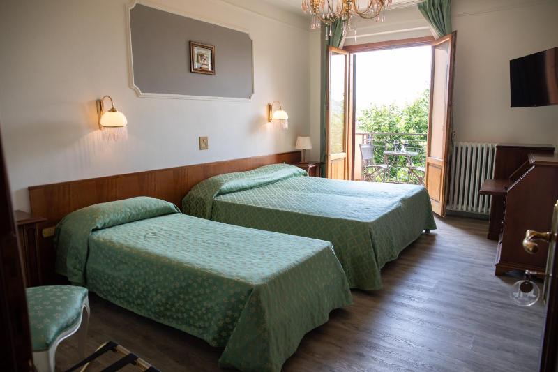 Triple Room image 1