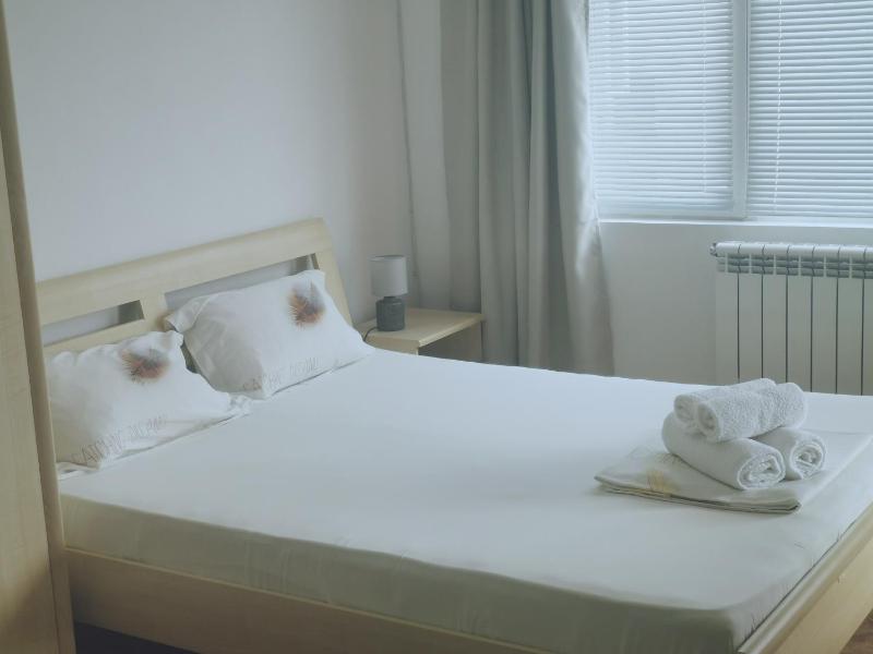 Double Room with Sea View image 4