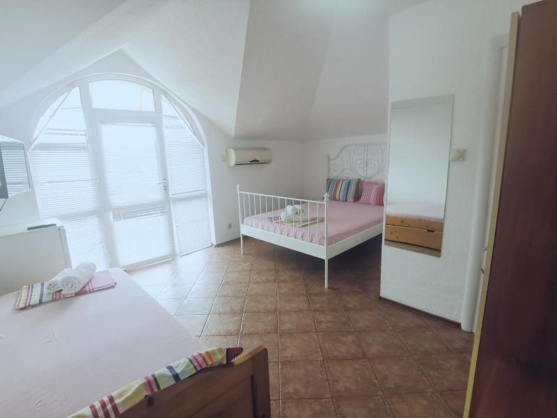 Triple Room image 4