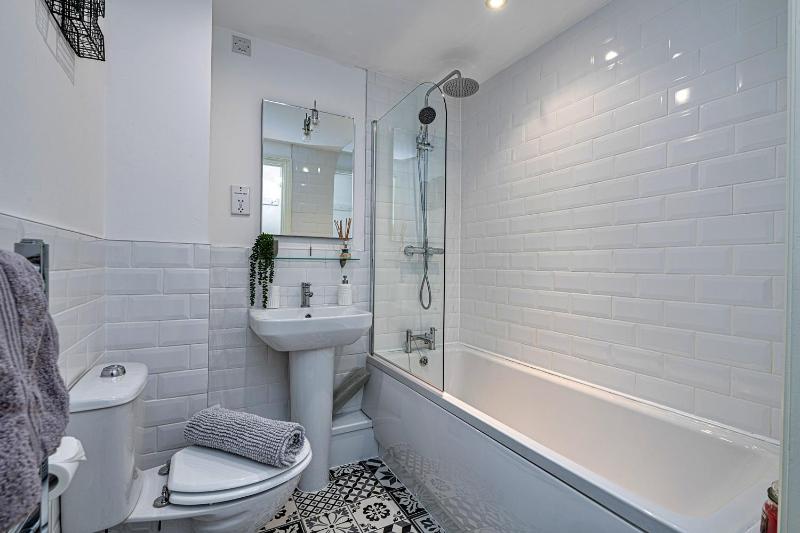 Finest Retreats - Y Lle Hapus - image 24