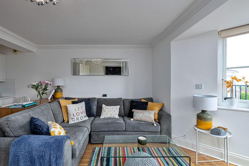 Finest Retreats - Y Lle Hapus - image 13