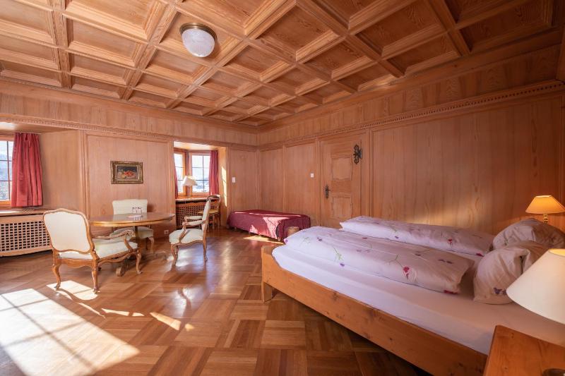 Junior Suite with Balcony image 1