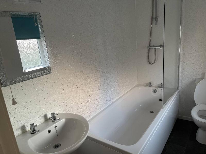 Triple Room image 3