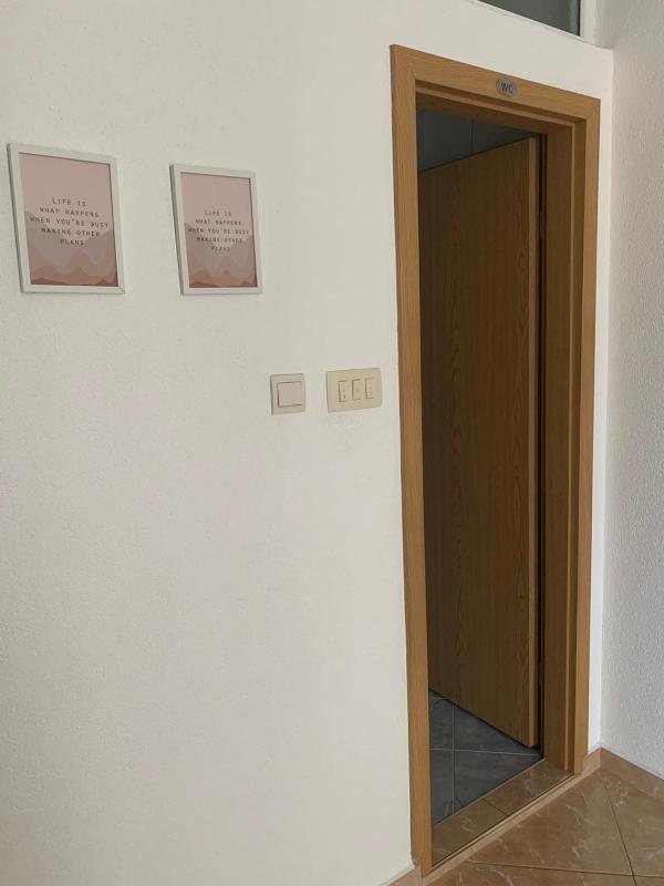 Duraku Apartment - image 8
