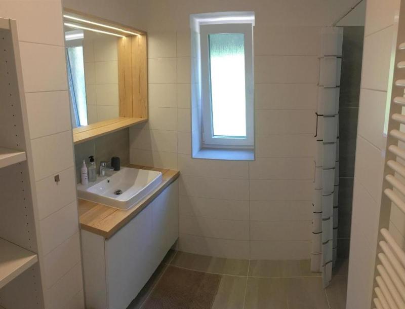 Double Room image 4