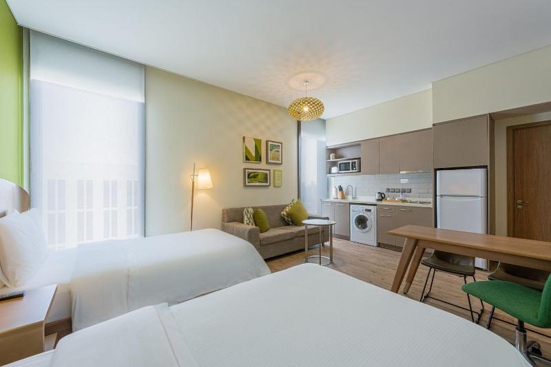 Superior Studio Apartment – Twin Bed (Complimentary Breakfast & Shuttle to Sobha Realty Metro Station, JBR Beach & Mall of the Emirates) image 3