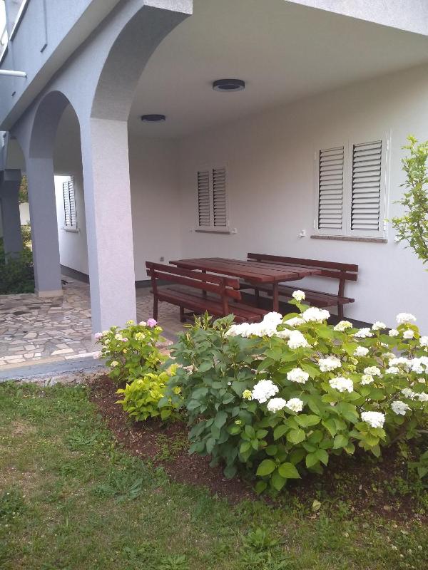 Two-Bedroom Apartment with Terrace and Sea View image 4