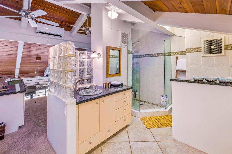 Noniluna 1 & 2 Rent Together - Sleeps 20 - image 50