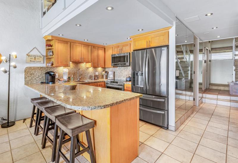 Noniluna 1 & 2 Rent Together - Sleeps 20 - image 21