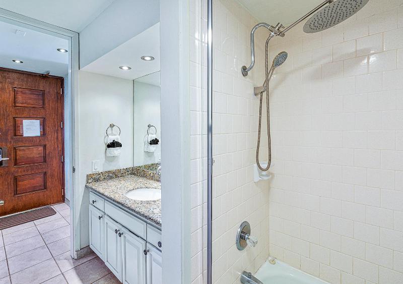 Noniluna 1 & 2 Rent Together - Sleeps 20 - image 40