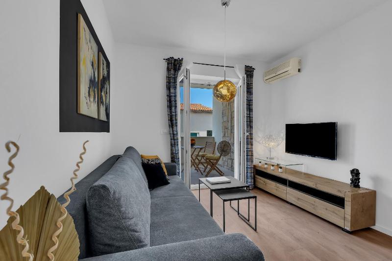 Apartments with parking space Makarska - 21544 - image 3