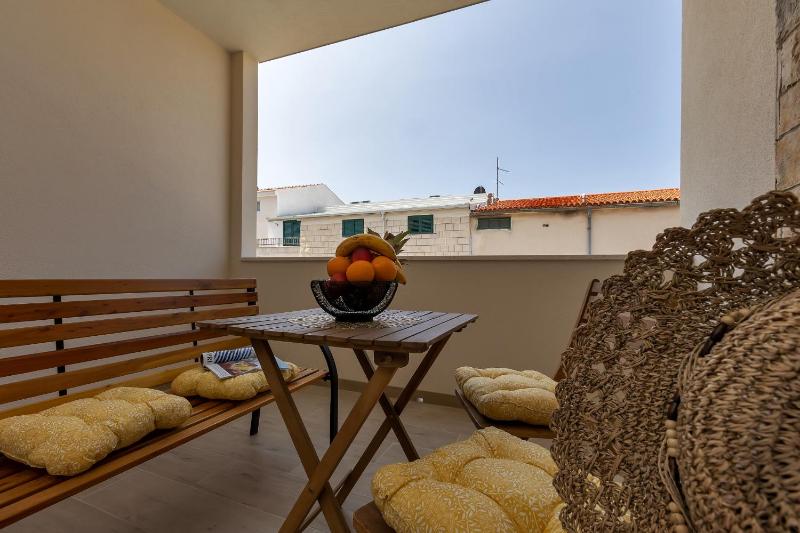 Apartments with parking space Makarska - 21544 - image 9