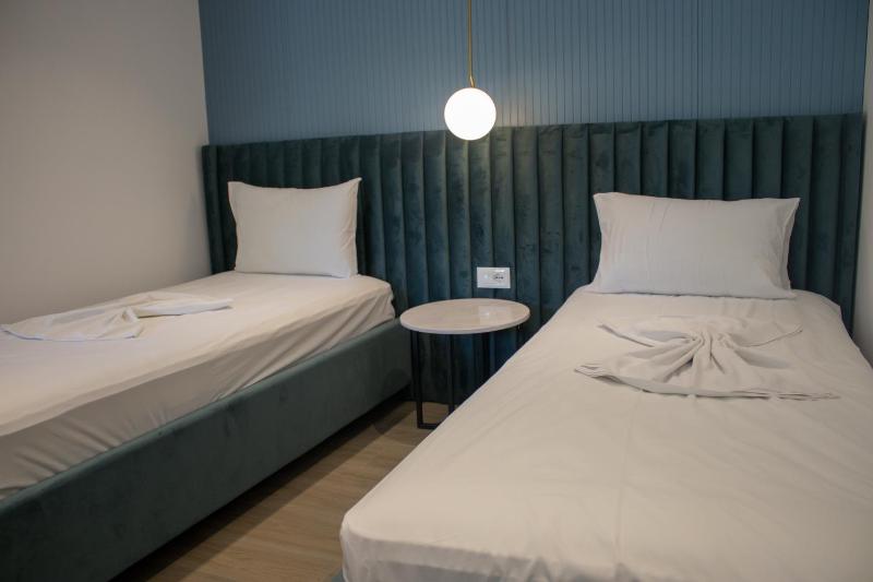 Superior Quadruple Room image 1