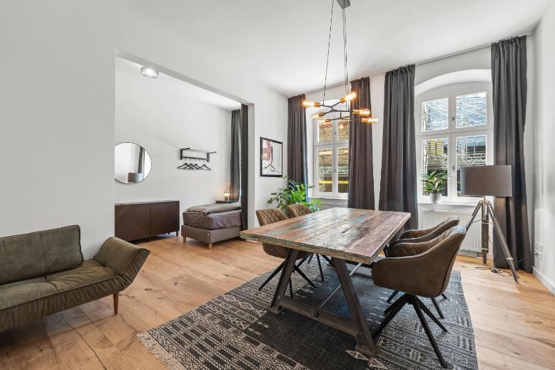 The Straßburger stylish 3 BR apartment in Mitte group & family friendly 4- 6 Guests - image 14