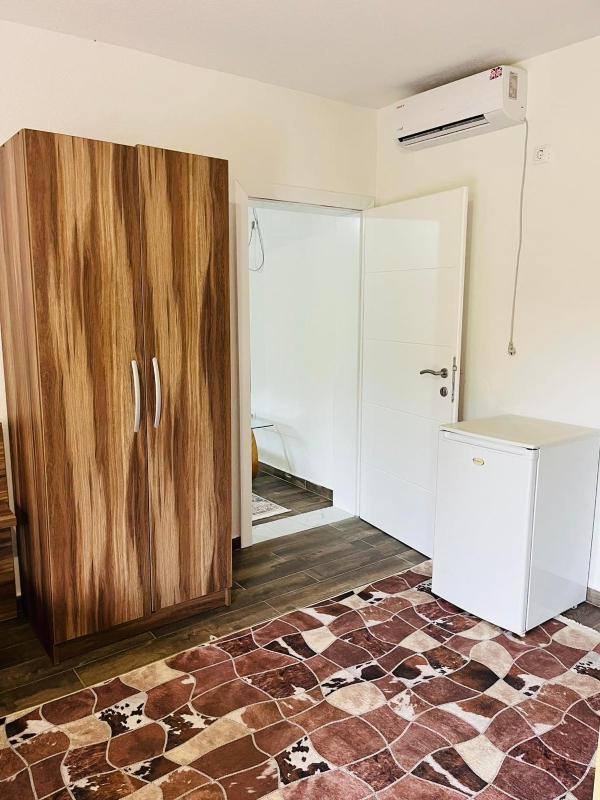 Azra River View House - image 6