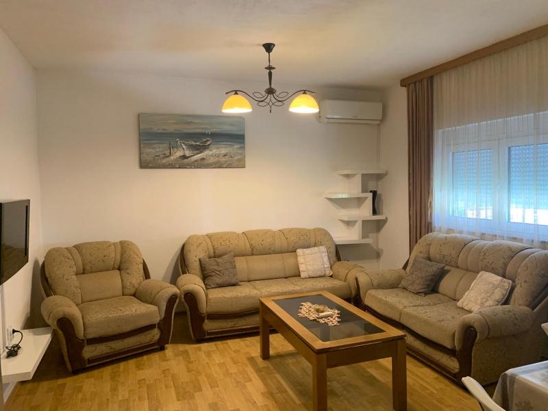Duraku Apartment - image 16