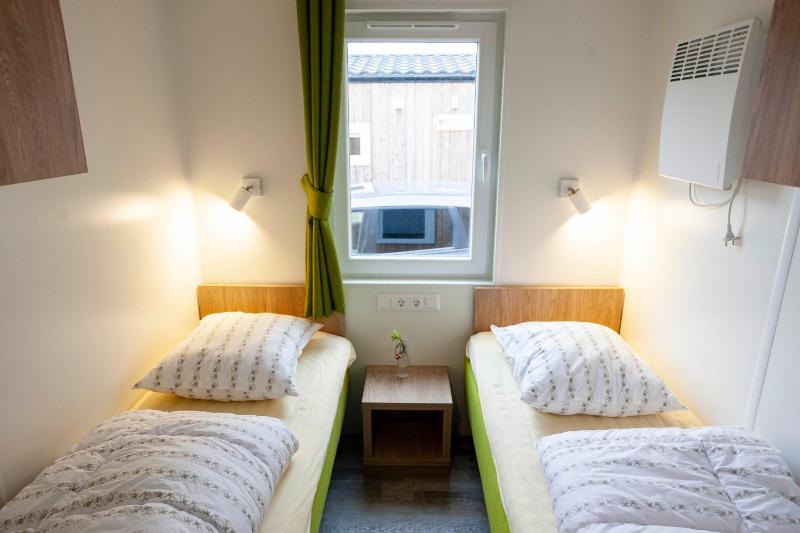 Mobile Home image 4