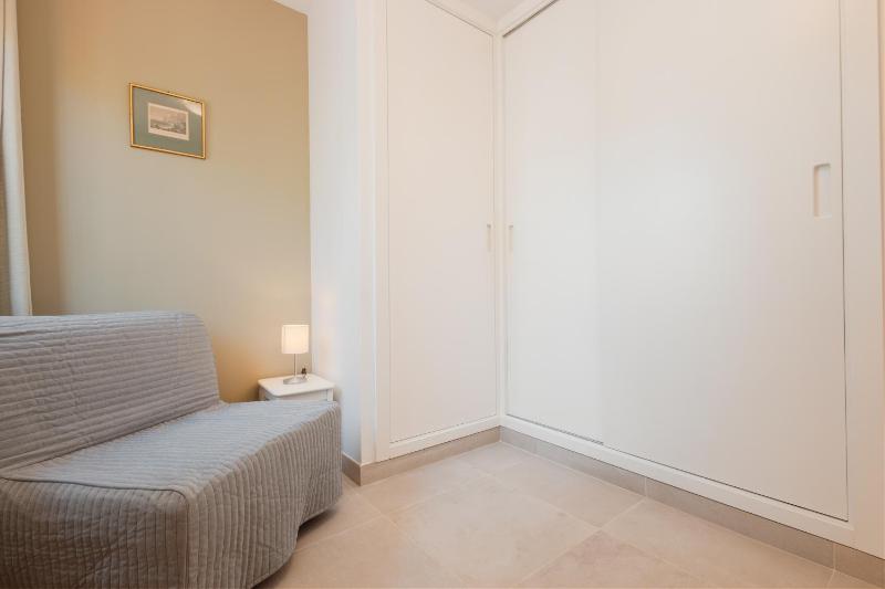 Holiday home with large sunny terrace Costabella - image 3