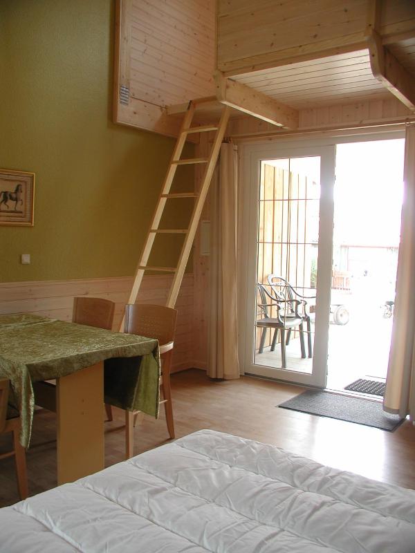 Studio Apartment image 4