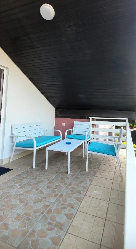 Studio with Terrace image 2